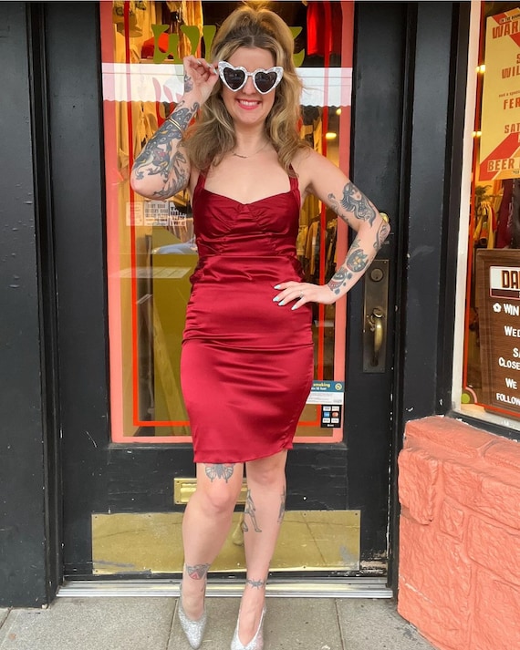 Vintage 1990s BETSEY JOHNSON halter dress//red sil