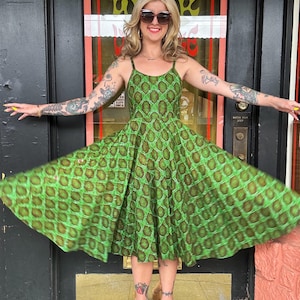 emerald green rockabilly dress Green rockabilly dress, petticoat dress "Leni Polka"