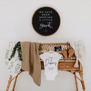 Digital Pregnancy Announcement / Baby Announcement / Keeping a Little Secret / Letter Board Baby / Download Social Media Facebook Instagram