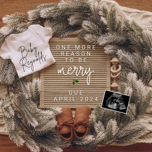 Digital Holiday Pregnancy Announcement / Christmas Baby Announcement / Merry / Letter Board Baby / Download Social Media Facebook Instagram