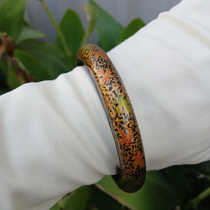 Vintage Hand Painted Leaf Design Wooden Bangle Bracelet