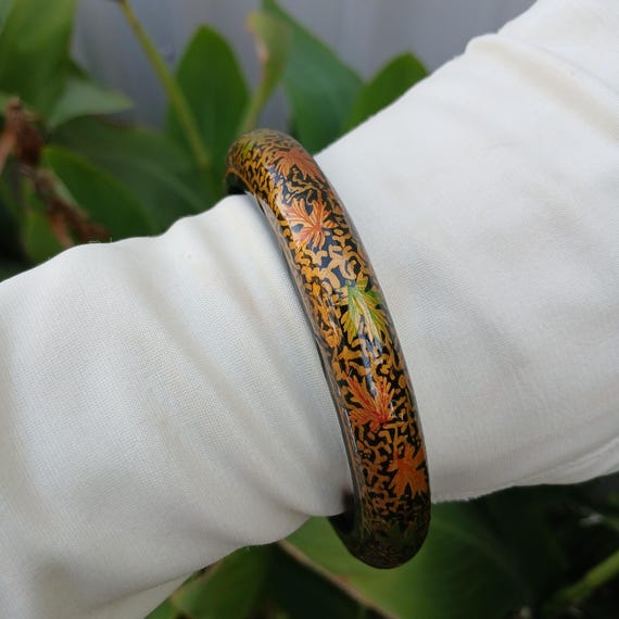 Vintage Hand Painted Leaf Design Wooden Bangle Bracelet