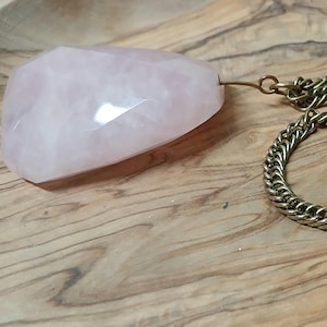 Large Fauceted Rose Quartz Stone Pendant Chain Necklace