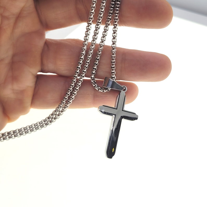 Men's cross pendant necklace Cross pendant and chain Stainless steel cross pendant Customizable Christmas party gifts for him image 3