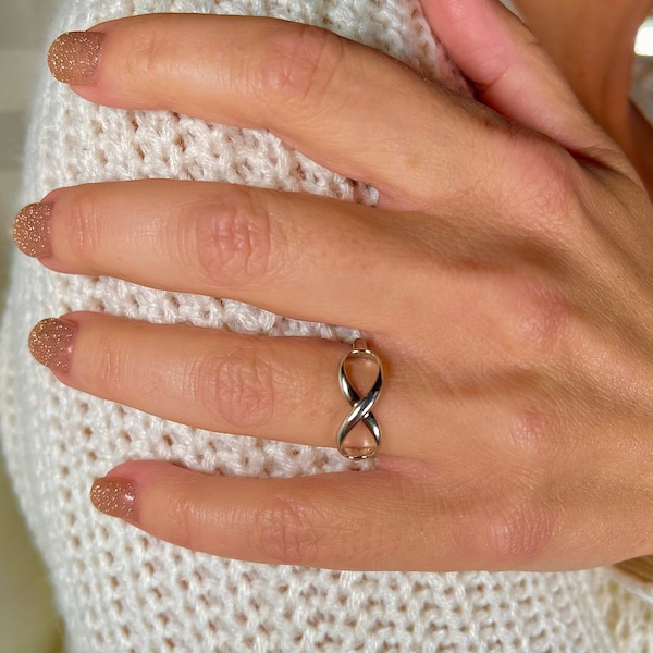 Women’s sterling silver infinity ring, sterling silver stackable ring, silver infinity ring, silver infinity jewelry, infinity ring for her