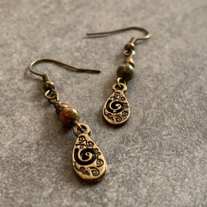 Small hanging earrings with unakite beads image 3