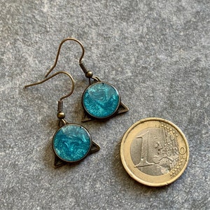 Hanging earrings with textured turquoise resin, triangles, bronze resin earrings image 9