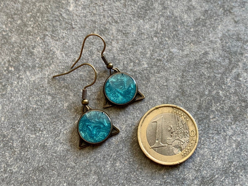 Hanging earrings with textured turquoise resin, triangles, bronze resin earrings image 9