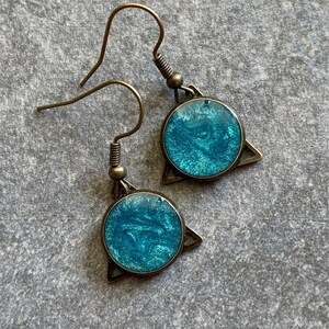 Hanging earrings with textured turquoise resin, triangles, bronze resin earrings image 4