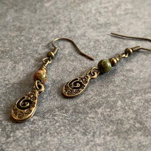 Small hanging earrings with unakite beads image 6