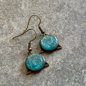 Hanging earrings with textured turquoise resin, triangles, bronze resin earrings image 5