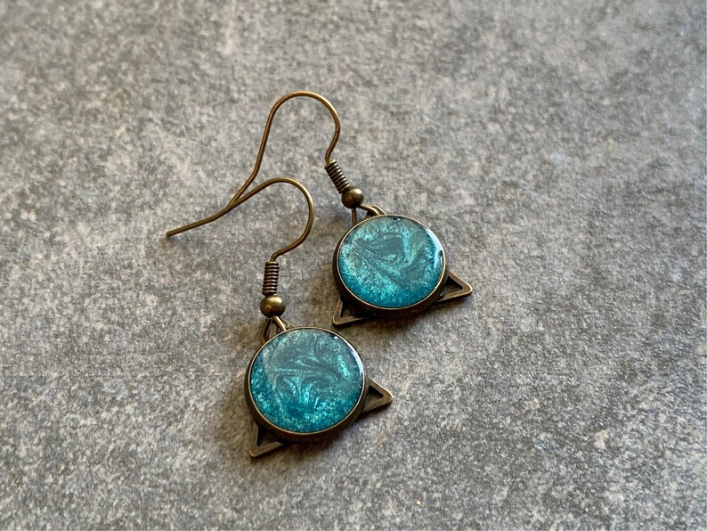 Hanging earrings with textured turquoise resin, triangles, bronze resin earrings image 5