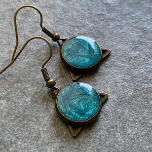 Hanging earrings with textured turquoise resin, triangles, bronze resin earrings image 8