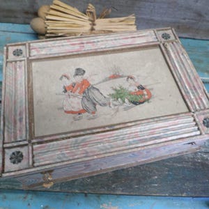 Coffret à thé pour poupée antique en carton, France, vers 1900 (T677)