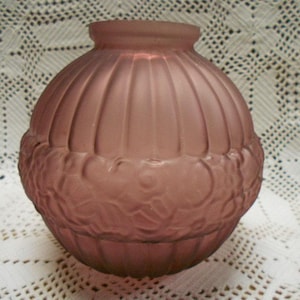 French Art Deco Vintage CLA Purple Floral Frosted Glass Boule Vase (A330)