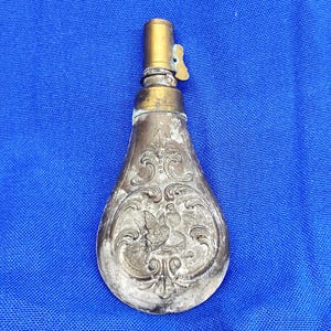 French Antique Pewter Repousse Dove Gun Powder Flask (H147)
