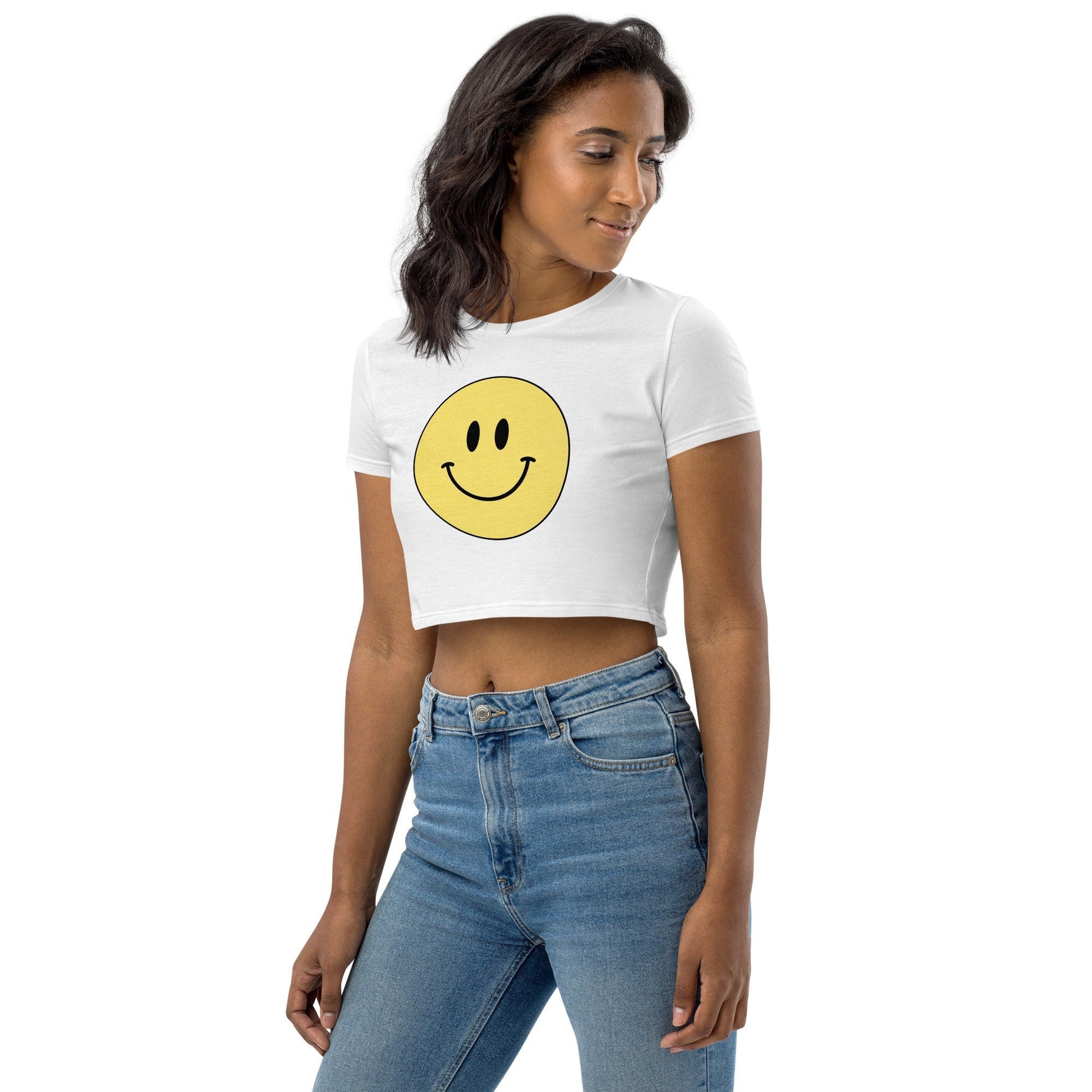 Trendy Smiley Face Graphic Short-sleeve Tee//organic Crop Trendy Smiley Face Graphic Short-sleeve Tee//organic Crop