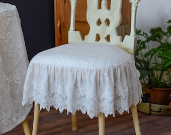 Vintage Lace Chair Pad with Ties: Ruffled Cotton Cushion