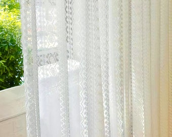 Vintage Floral Medallion Lace Curtain: Elegant Semi-Sheer Privacy