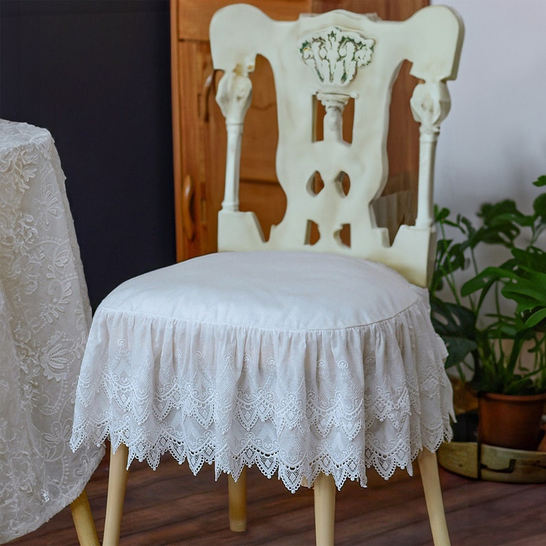 Coussins de chaise confortables vintage en dentelle avec attaches de chaise en coton blanc pour mariage Coussin de chaise à volants Coussin de chaise en forme de U A