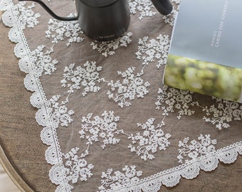 1 Pcs Dining Table Place Mat Vintage Embroidered Lace Fabric Placemat Home Decor 