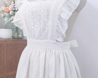 White Cotton Lace Apron: Adjustable Vintage Style Baking Apron