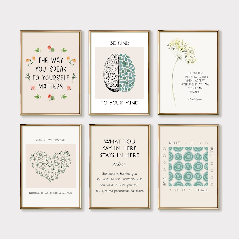 Op de afbeelding: Set van zes printbare wandkunstprints met inspirerende citaten en illustraties. De prints tonen een brein, een hart, een bloem en een cirkelpatroon. De citaten zijn: "De manier waarop je tegen jezelf praat, doet ertoe", "Wees aardig tegen je geest", "Wat je hier zegt, blijft hier, tenzij iemand je pijn doet", "De merkwaardige paradox is dat wanneer ik mezelf accepteer zoals ik ben, dan kan ik veranderen", "Wees geduldig met jezelf, niets in de natuur bloeit het hele jaar door", en "Inhalen, vasthouden, uitademen".