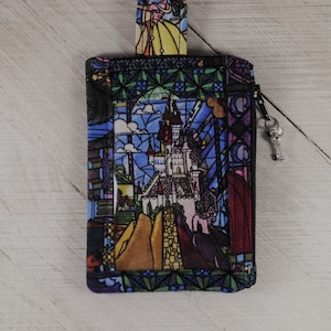 Bolsa de identificação inspirada na Disney, porta-identidade, vitrais da Bela e a Fera, Bela, Princesas Disney