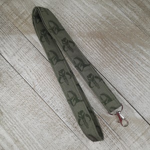 Star Wars Inspired Lanyard Mandalorian, Mythosaur, Distressed Shadows, Olive Green