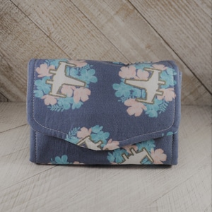 Mini Necessaire aus lizensiertem Disney Star Wars X Wing Blumenstoff