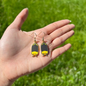 Cubaris rubber ducky Isopod jewelry earrings in gold