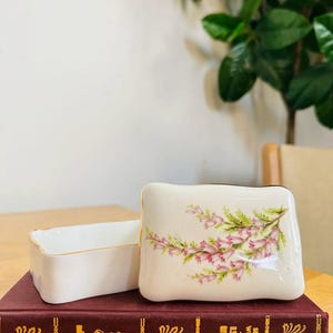 Vintage STAFFORDSHIRE England Fine Bone China Box Jewelry Box Flowers Floral