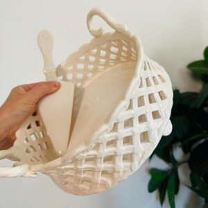 ZESTAW Vintage Fine Porcelain Cake Plate Serwer do ciasta Beige Cream Lace Skye McGhie 2000s