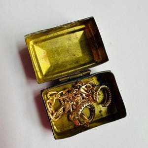 Small Antique Brass Box Vintage Jewel Box Pill Box Stamp Box