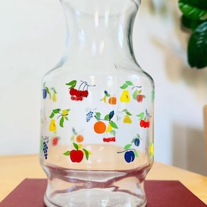vintage Pichet à fruits en verre 1990 AHC Pichet verre Fruits Cerise Banane Orange Citron Myrtille Cerise Banane Bleuet Citron