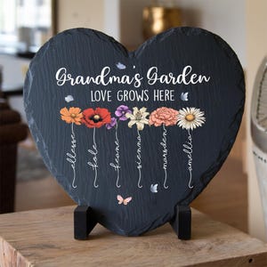 Personalisierter Gartenstein, Muttertagsgeschenke für Oma mit Enkelkinds Geburtsblumengeschenk, Herzformstein, Geschenke für Mama, Omageschenke
