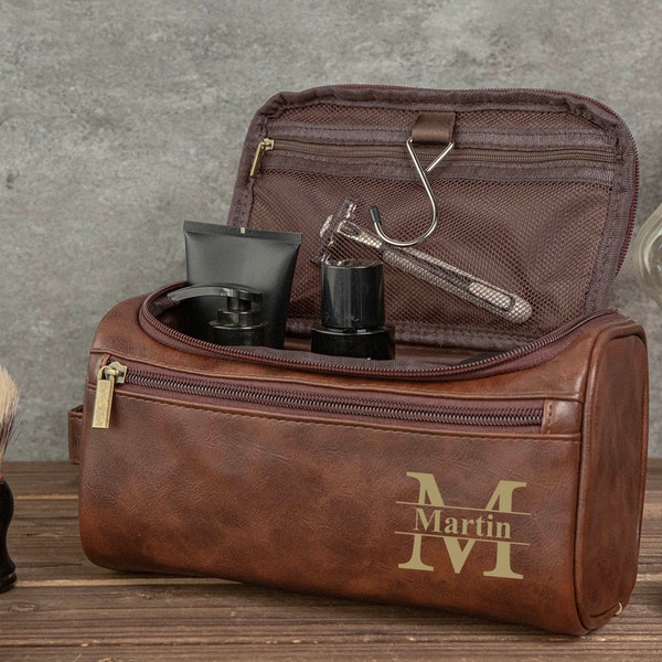 Personalized Men's Leather Toiletry Bag, Groomsmen Gifts, Engraved Dopp Kit, Christmas Gift for Him, Travel Wash Bag