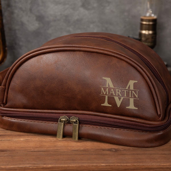 Personalized Men's Leather Toiletry Bag,Groomsmen Dopp Kit,Groomsmen Gifts for Him,Travel Toiletry Bag,Wash Bag,Anniversary Gift for Men