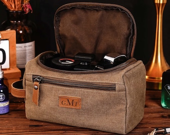 Personalized Men's Toiletry Bag,Groomsmen Dopp Kit,Groomsmen Gifts for Him,Travel Toiletry Bag,Wash Bag,Anniversary Gift for Men