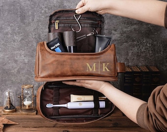 Personalisierte Herren Leder Kulturtasche, Dopp Kit, Groomsmen Geschenke, Jubiläumsgeschenk für Ihn, Reise Kulturtasche, Leder Accessoire für Herren