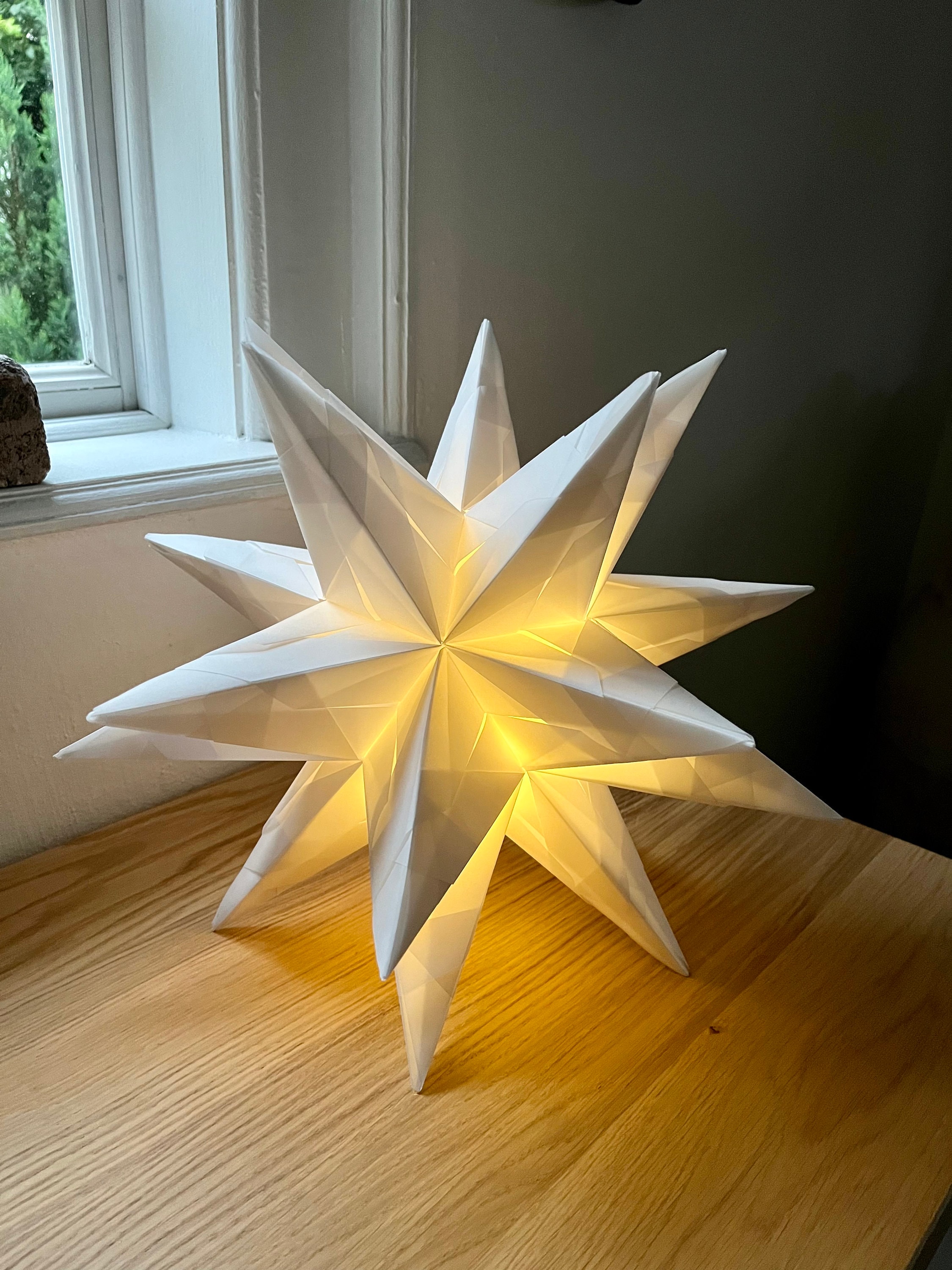 Weihnachtsstern beleuchtet