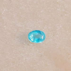 Deep Neon Blue Brazilian Paraiba Tourmaline / Oval Shape 2.8mm x 2.0mm / 0.10 ct/ Batalha Mine, Brazil/ for ring, pendant, or custom design.