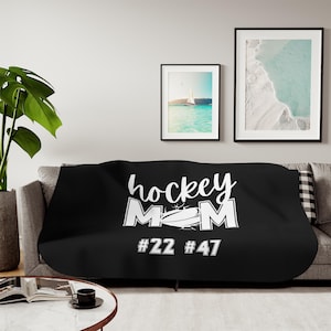 Hockey Mom Sherpa Blanket, Cozy Blanket for Sports Moms, Warm Throw for Hockey Games, Gift for Hockey Enthusiasts, Winter Blanket
