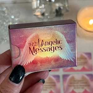 Deck Oracle Mini Angel Messages par iN2IT | 55 cartes au format de poche avec guidance angélique stimulante | Affirmation et voyage Oracle Gift Deck