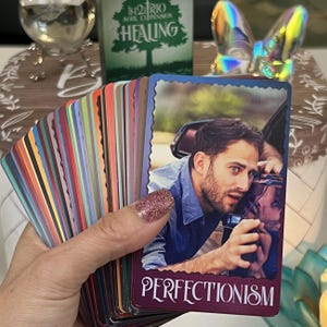Deck Oracle GUÉRISON | Jeu de 52 cartes Thèmes de guérison pour la vie | Série d'extensions iN2IT Soul | Associez-le au tarot pour plus de clarté