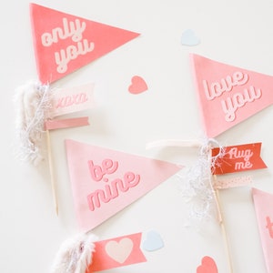 Valentine&#39;s Day Pennant Flags • Valentine&#39;s Day Decor • Valentine&#39;s Day Printable • Instant Download