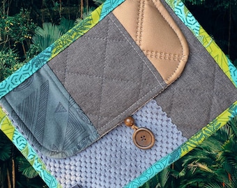 Patchwork tablet/iPad bag "Jungle" – padded and stylish, for 10.2 - 11" tablets and smaller, various designs