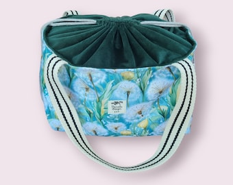 Large picnic bag “Alina”, dandelion design, with drawstring, water-repellent