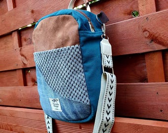 Boxy shoulder bag "Campus flair", with a confident design & exciting mix of materials, unique, handmade in Greifswald, magnetic closure at the front