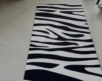 Premium Zebra Print Yogamatte mit griffiger und mutiger Ästhetik für Kraft und Spannend